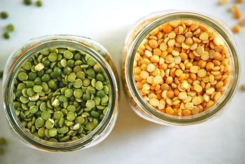 Guisantes secos maduros y verdes