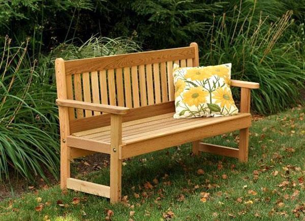 banc de jardin en matériau de qualité