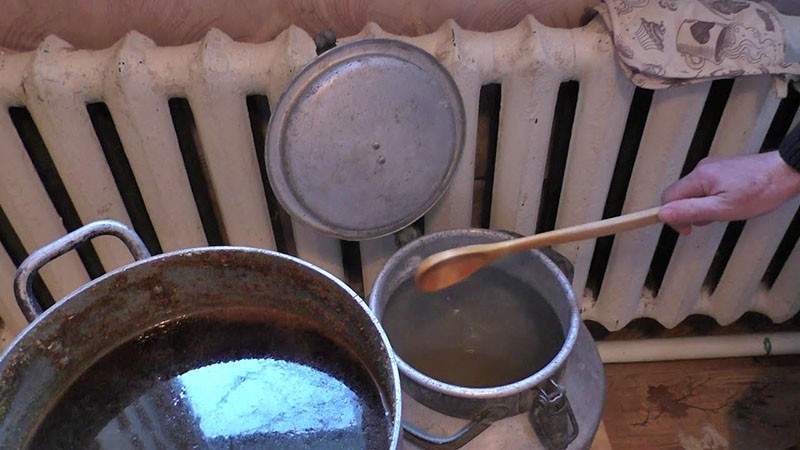 preparando miel alimentado
