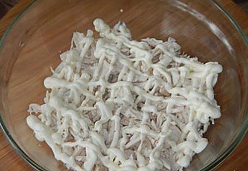 capa de filete de pollo y mayonesa