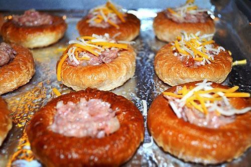 rellenar los bagels con carne picada