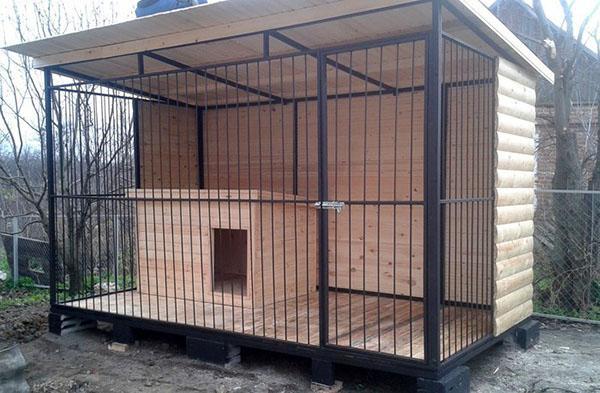 recinto para perros de bricolaje