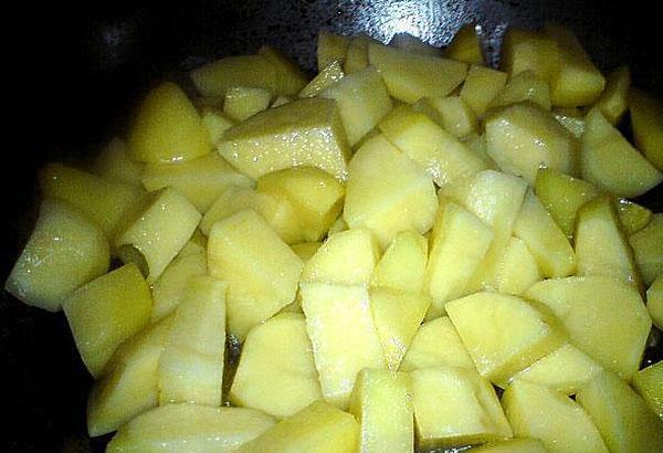 freír patatas