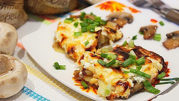 cazuela de patatas con champiñones