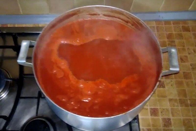 faire bouillir le jus de tomate