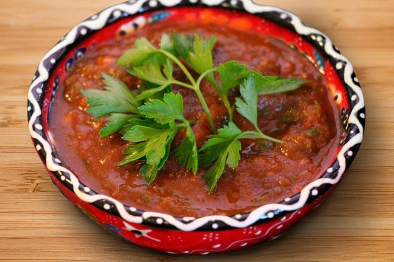 salsa dolma con kétchup