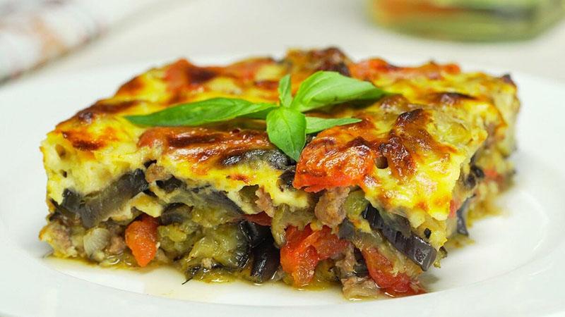 Receta de mousaka griega con berenjenas y verduras