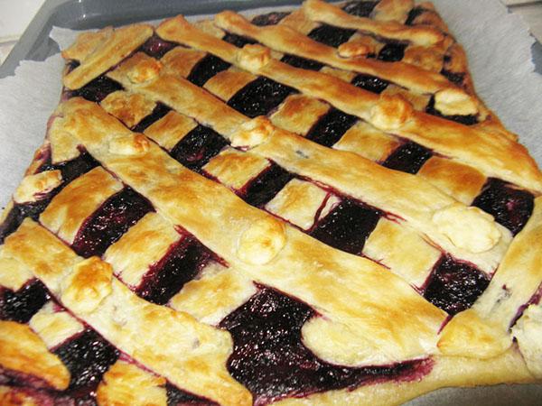 recette de tarte à la confiture de pâte feuilletée