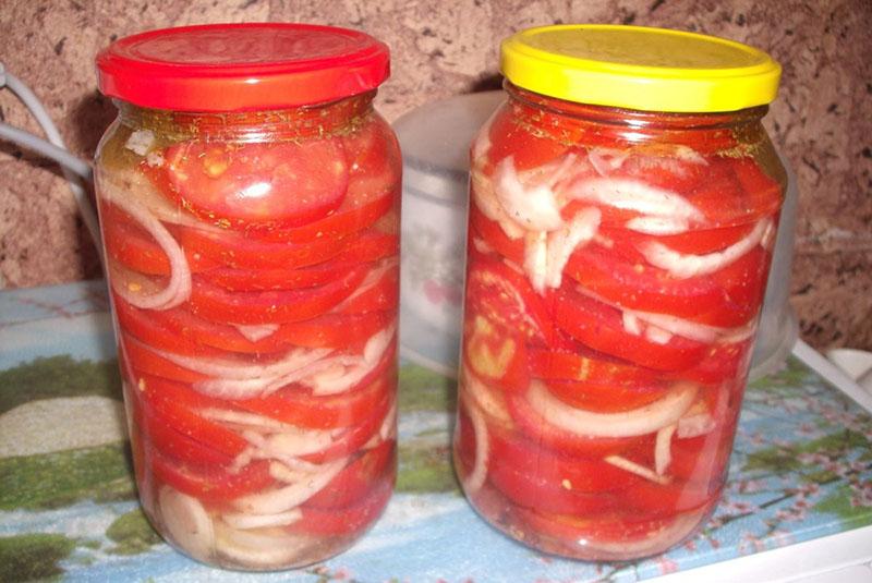 recette tomate lécher les doigts avec des couches d'oignon