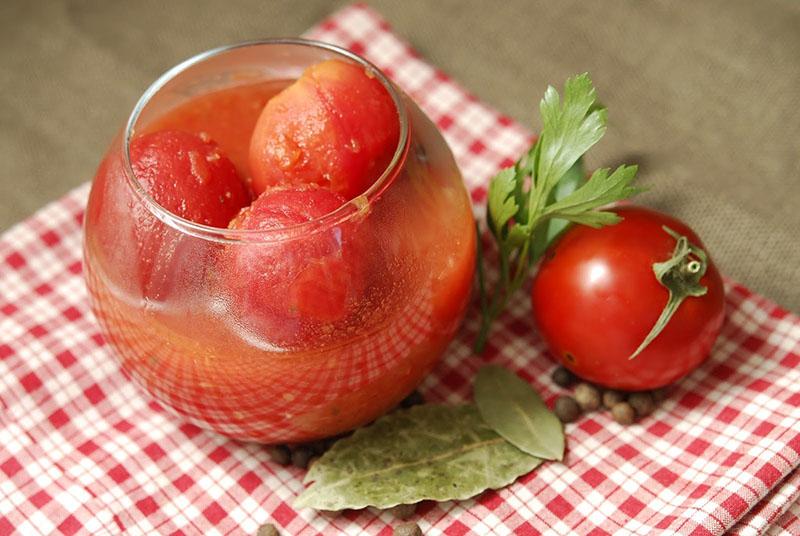 tomates en su propio jugo