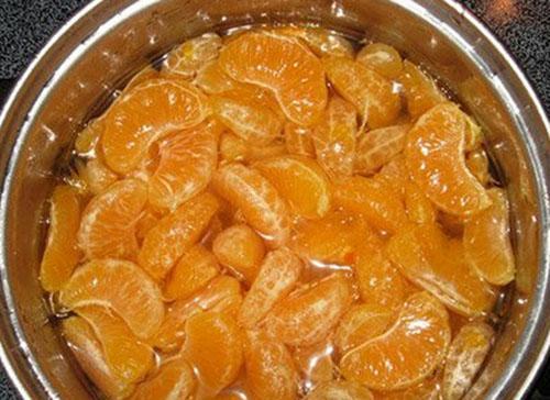 faire cuire des tranches de mandarine