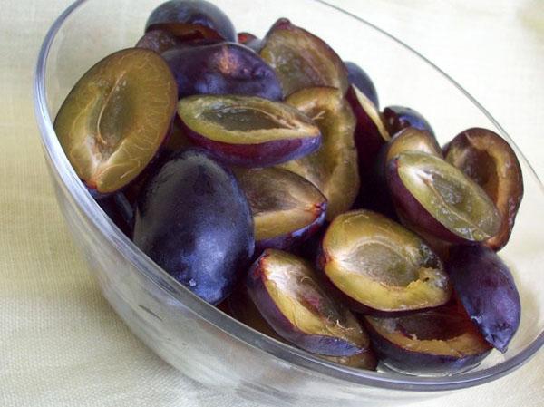 prunes dénoyautées