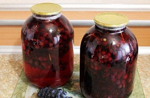 tarros con compota de uva