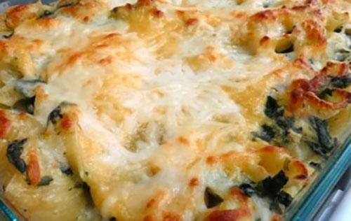 cazuela de pasta y alcachofas
