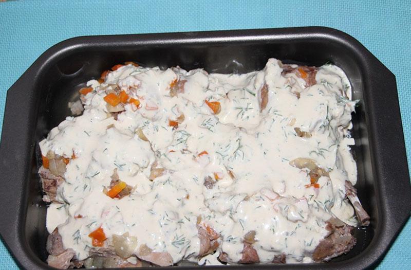 recettes pour faire cuire le lapin à la crème sure au four