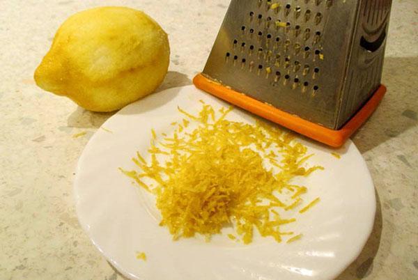 râper le zeste de citron