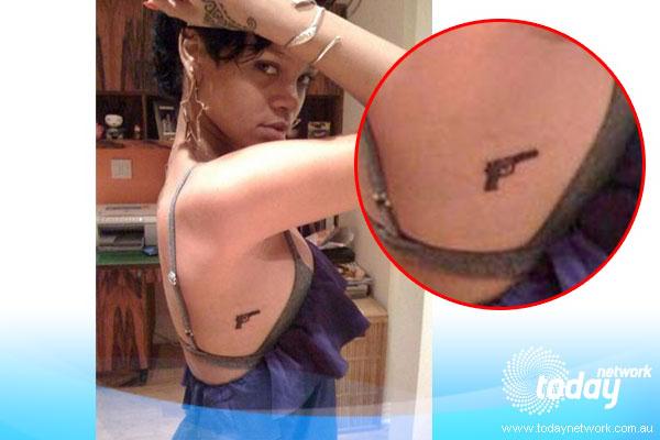 Rihanna Tattoos – Fotos und Erklärung