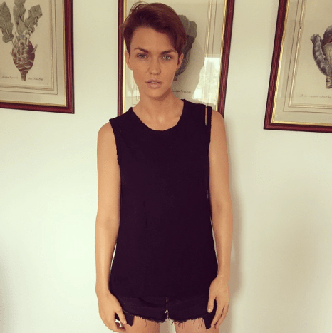 Ruby Rose ohne Tattoos