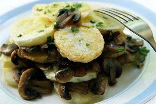 pommes de terre sautées aux champignons frais