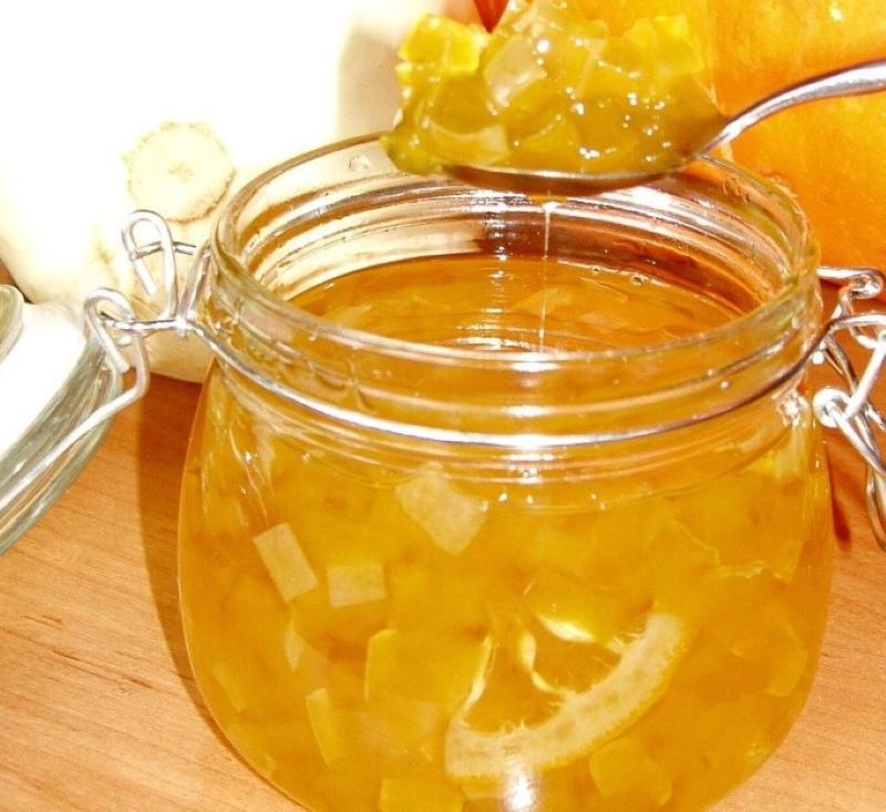 confiture de citrouille avec quartiers d'agrumes au sirop