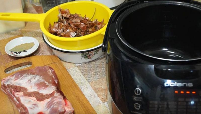 cuisson de la poitrine dans une mijoteuse