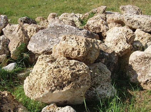 piedras para el tobogán alpino