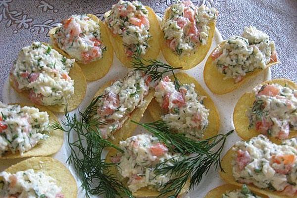 patatas fritas con salmón y queso