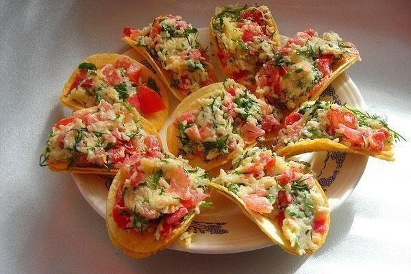 chips d'agneau et de tomates