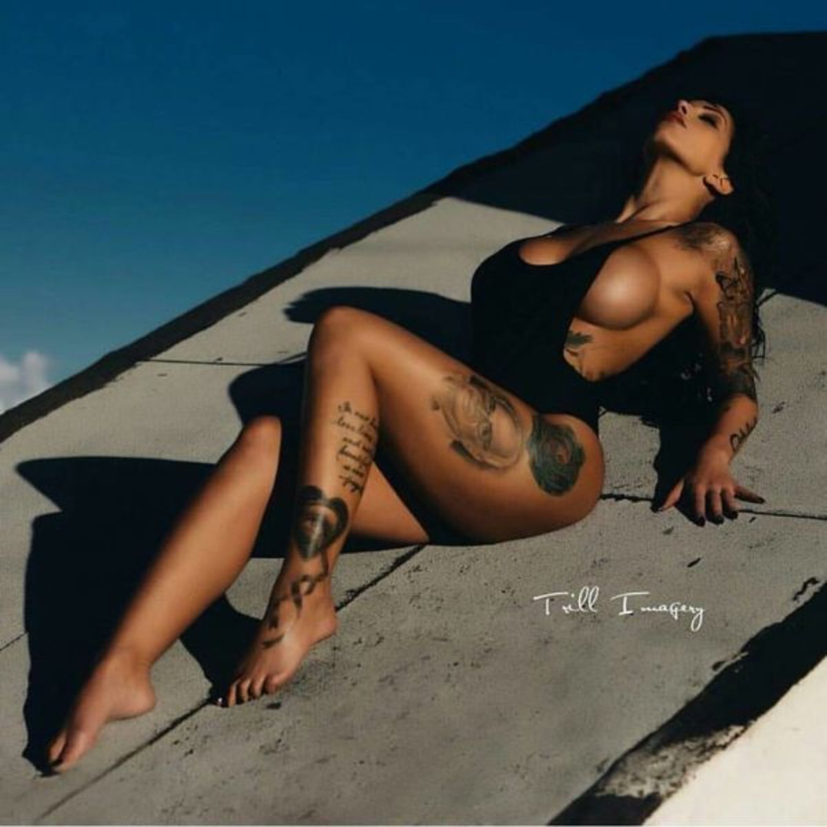 sexy-inked-girl-14