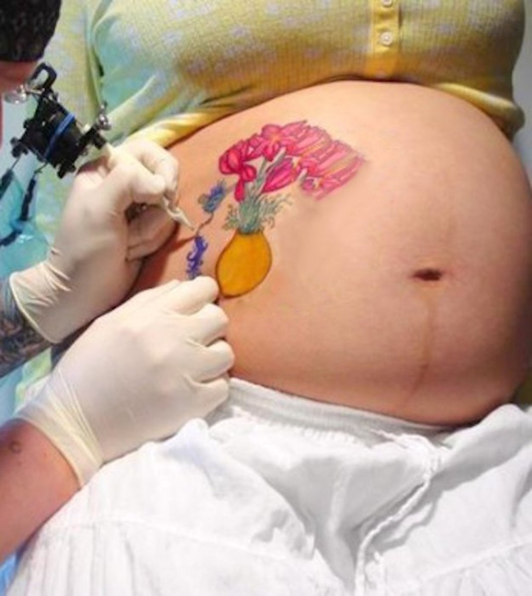 těhotné tetování