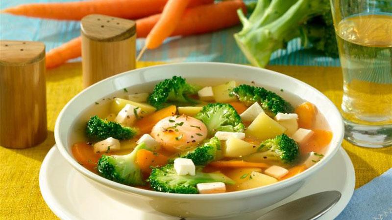 sopa de queso magro con brócoli