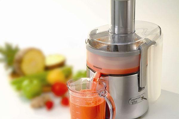jugo de un exprimidor