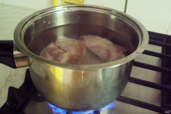 hervir la carne