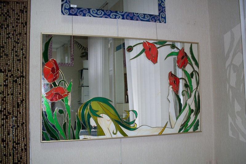 pintura de arte en un espejo viejo