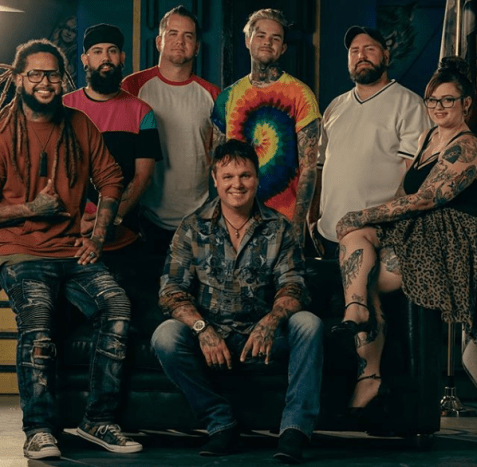 Am zweiten Tag kämpfen 15 Künstler um neun verbleibende Plätze im Wettbewerb. Beim Eliminations-Tattoo werden die Künstler gebeten, ein japanisches Tattoo, ein amerikanisches traditionelles Tattoo oder ein illustratives Tattoo des Gesichts einer Frau zu präsentieren. Die zurückkehrenden Ink Masters wählten die Stile für das Eliminierungs-Tattoo und nicht überraschend ausgewählte Stile, die bekanntermaßen Konkurrenten in den vergangenen Saisons zum Stolpern gebracht haben.