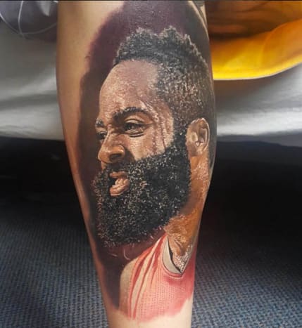 James Harden in all seiner bärtigen Pracht.