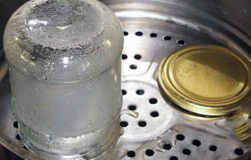 esterilización de latas sobre vapor