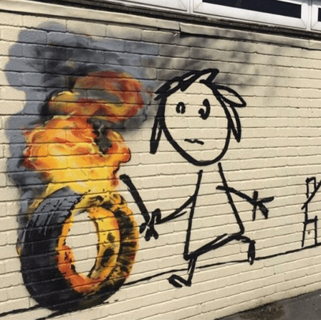 انقر هنا لتقرأ عن الوقت الذي رسم فيه بانكسي لوحة جدارية في مدرسة ابتدائية.