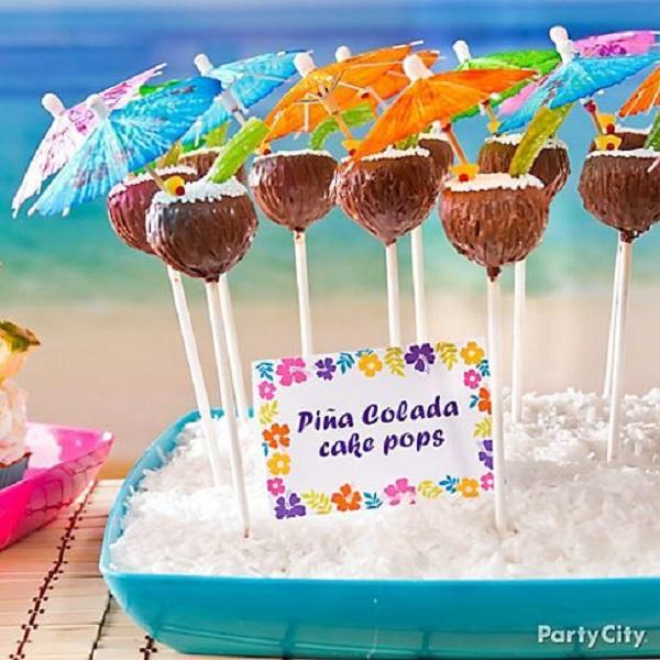 Letní narozeninová párty pro dívky_Pina Colada Cake Pops