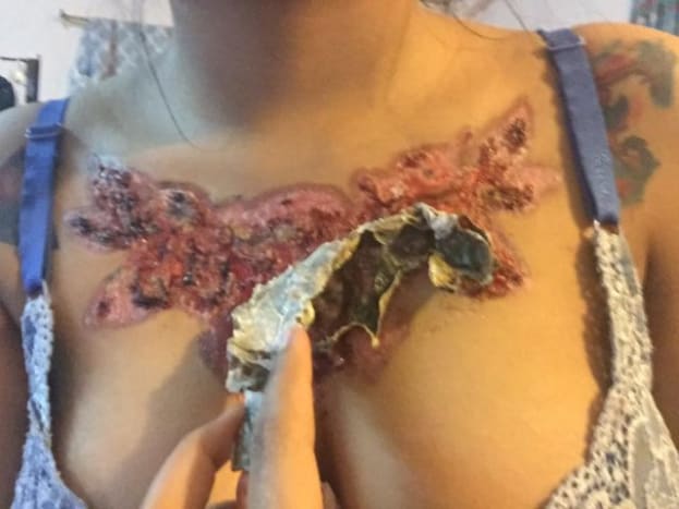 Foto přes instagramPasuda odstraní mrtvé tetování!