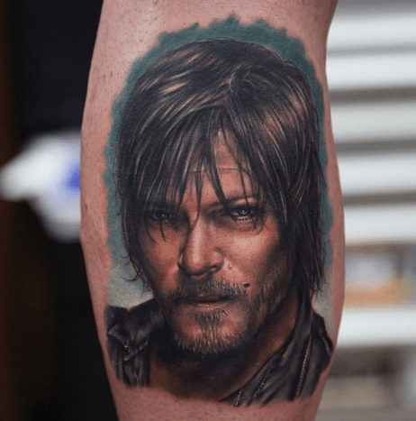 Norman Reedus ist ein Gott. Tattoo von Rich Pineda