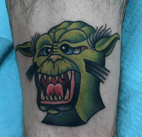 Wir sind nicht in dem Witz, ein saugendes Panther-Tattoo zu haben, aber ich bin mir sicher, dass diese Stücke viel Lachen bringen.