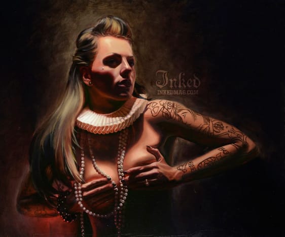 Šarlatová lebka od tetovatele a portrétisty Nikka Hurtada