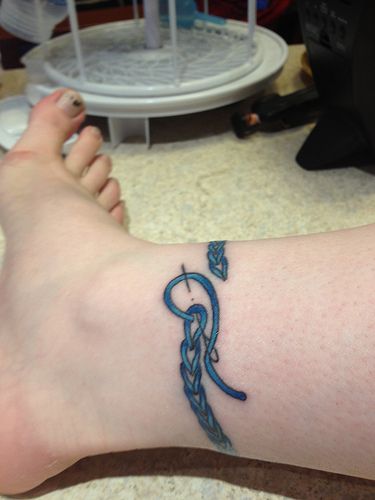 Tato háčkovaná tetování, která jsou překvapivě pořádná