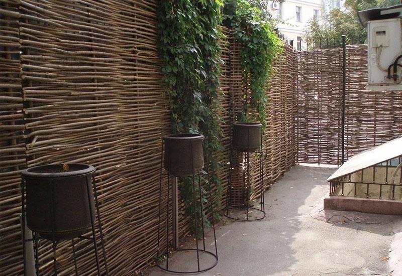 mur de clôture en osier