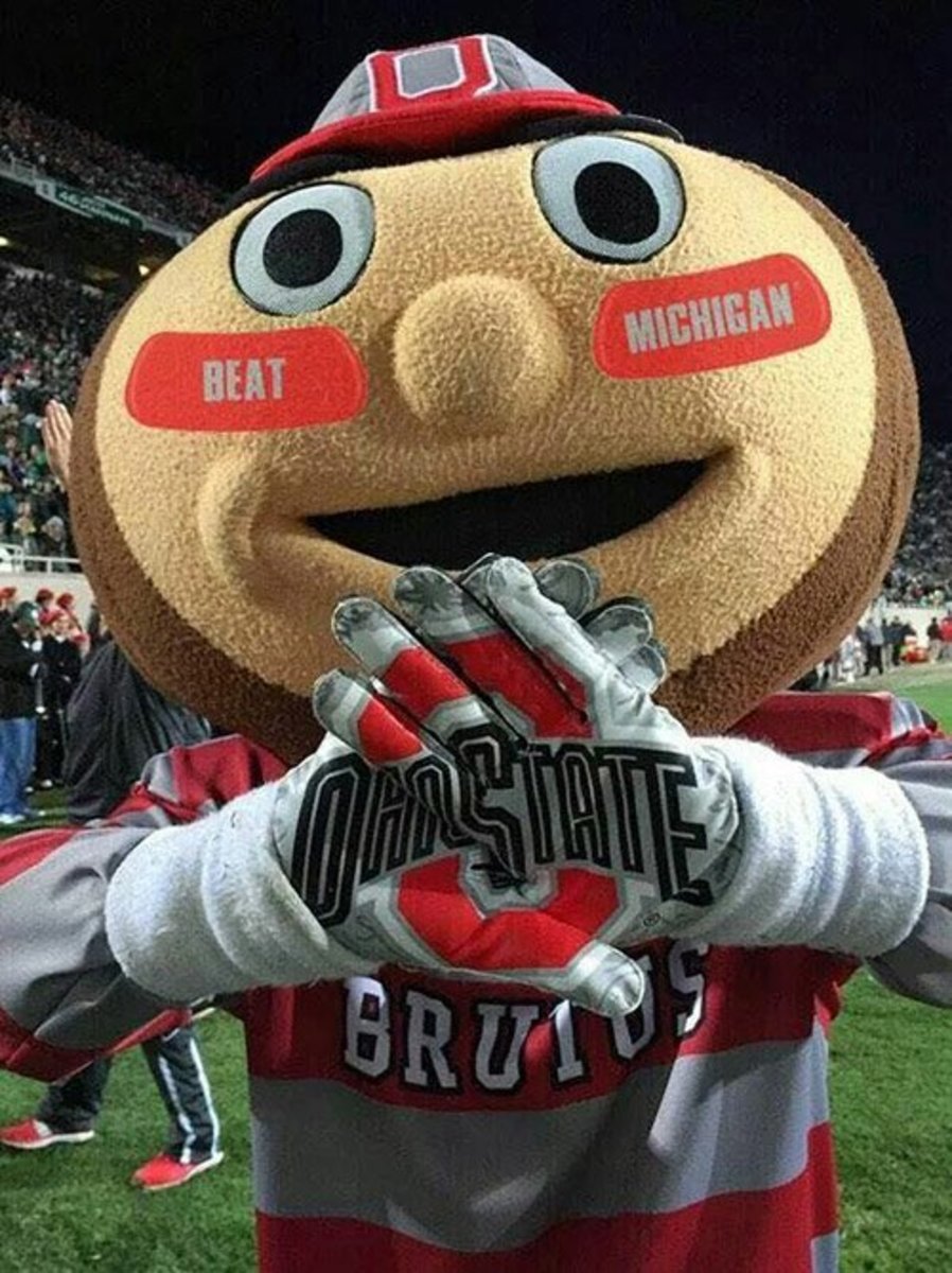 سيكون Brutus the Buckeye مثاليًا لعدد لا يحصى من أفكار الوشم.