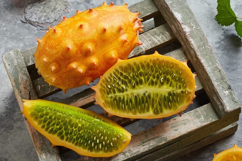 Corte de fruta madura kiwano