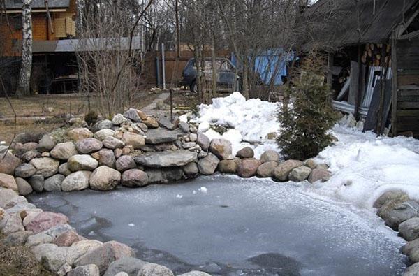 chalet d'été en mars