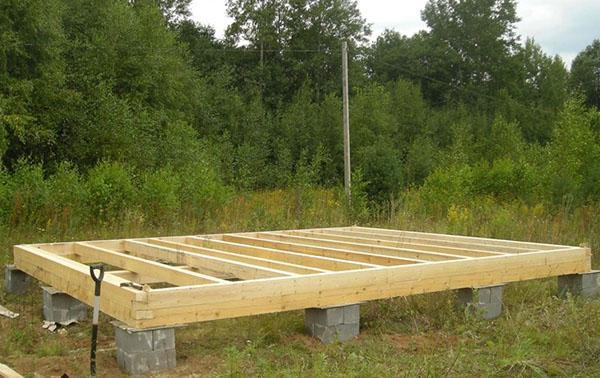 fondation en colonnes pour la maison