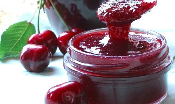 confiture de cerises à la gélatine